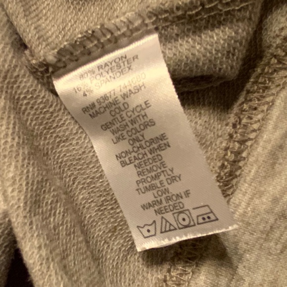 Heather-Green Lightweight Long Sleeve Kangaroo Pocket Shirt - Picture 5 of 11